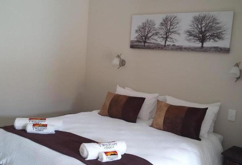 Пансион Twilight Inn