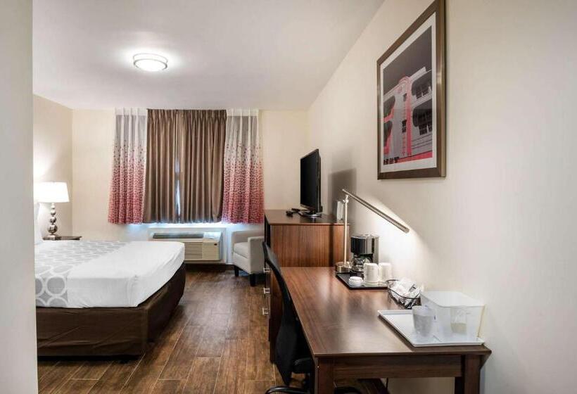 هتل Rodeway Inn Near Hollywood Beach