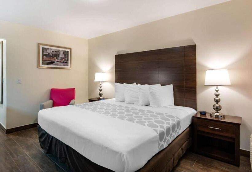 هتل Rodeway Inn Near Hollywood Beach