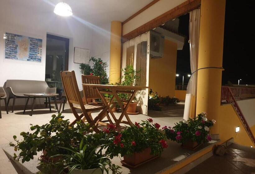 פנסיון Caletta Sul Mare