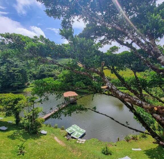 Общежитие Burbi Lake Lodge Monteverde