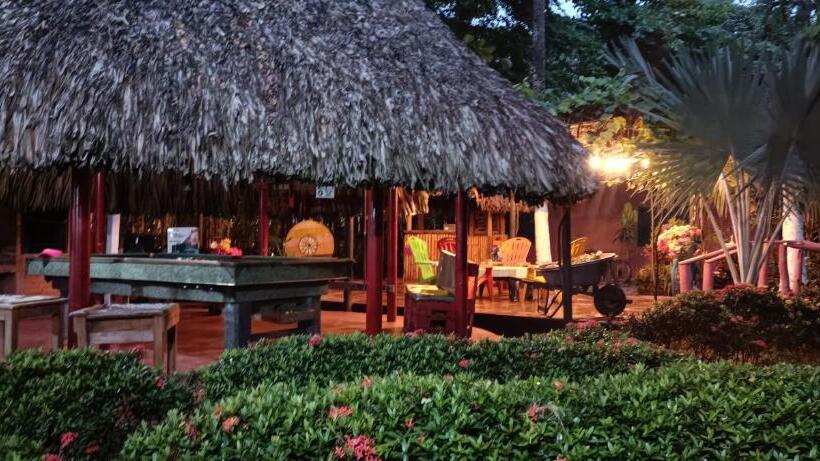 هتل Cabañas San Sebastian