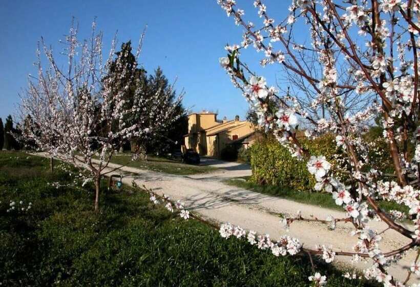 فندق Agriturismo Le Magnolie