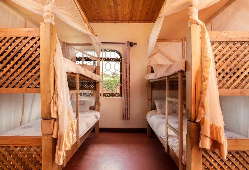 Footprints Hostel