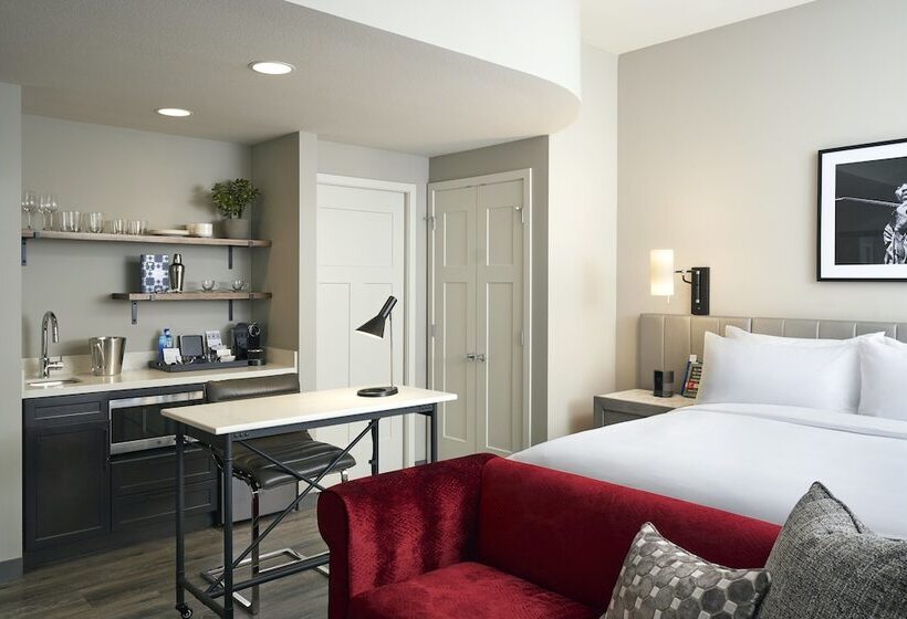 Archer Hotel Seattle/redmond