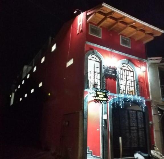هتل Del Rosario