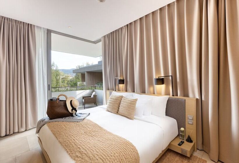 هتل Twinpalms Montazure Phuket Resort
