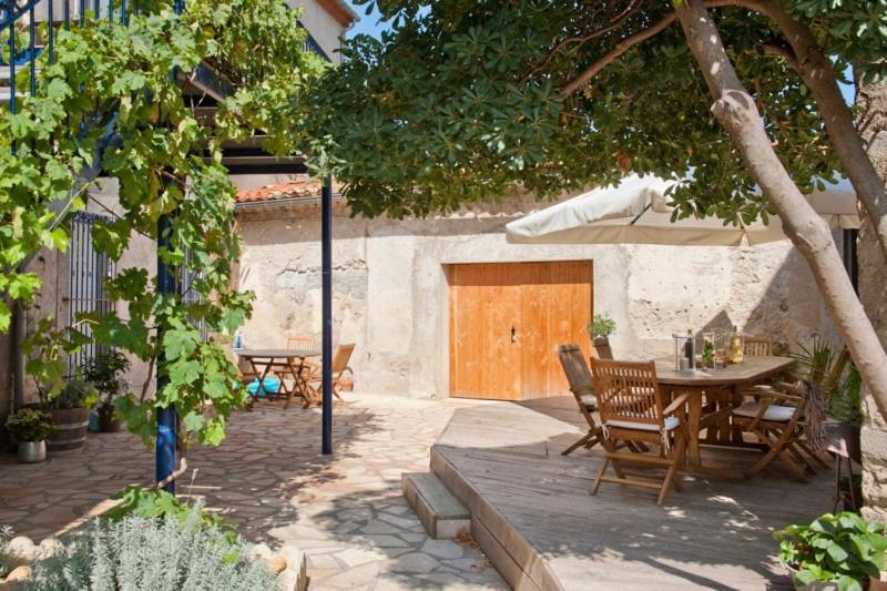 ベッドアンドブレックファースト Butterworth Manoir