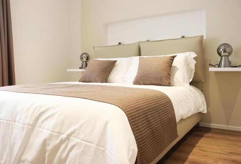 تختخواب و صبحانه The Sisters