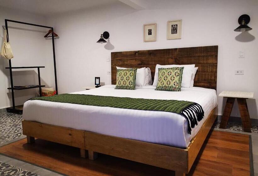 Santa Josefita B&b