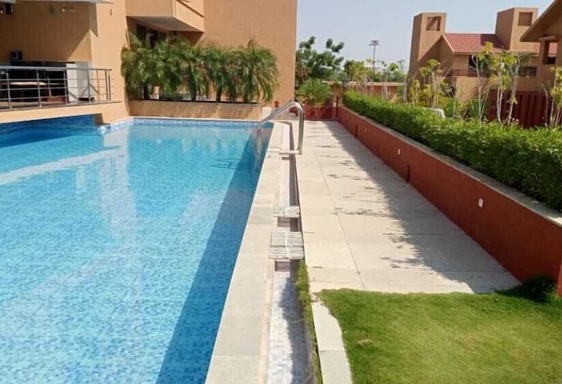 Bed and Breakfast Pride Resort & Convention Centre