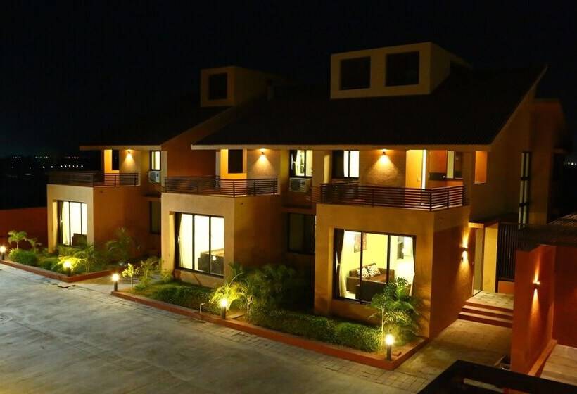Bed and Breakfast Pride Resort & Convention Centre