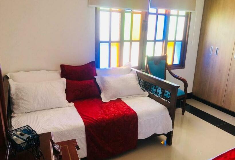 هتل Boutique Campanario Del Rio