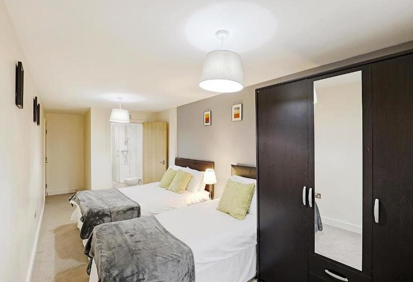 هتل Ur Stay Apartments Leicester