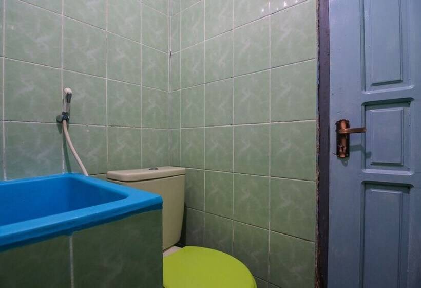 Пансион Reddoorz Syariah @ Ahmad Yani Street Balikpapan