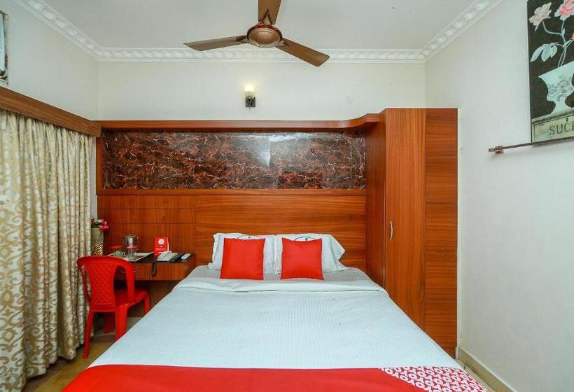 هتل Oyo 8153 K Empire