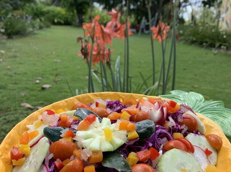 تختخواب و صبحانه Campito Loving