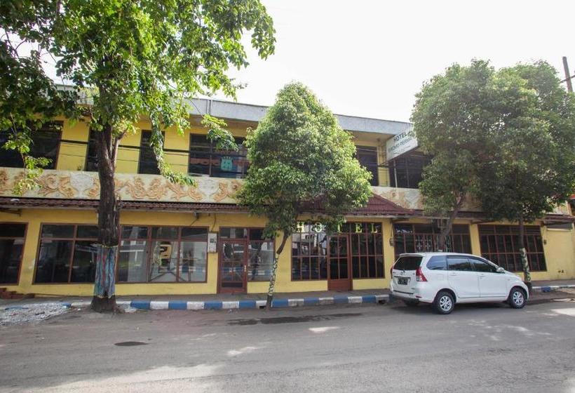 Hotel Reddoorz @ Panglima Sudirman Probolinggo