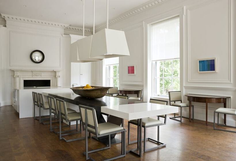 هتل Placemakr Dupont Circle