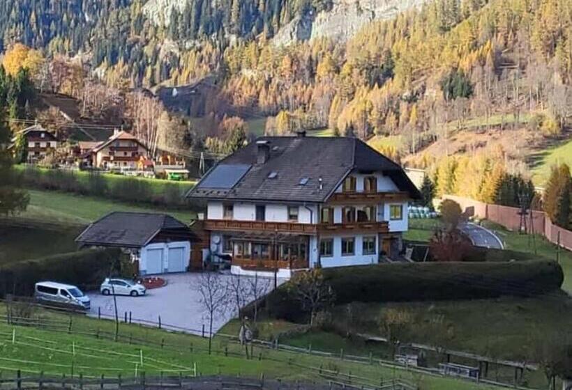 Bed and Breakfast Haus Pfeifenberger