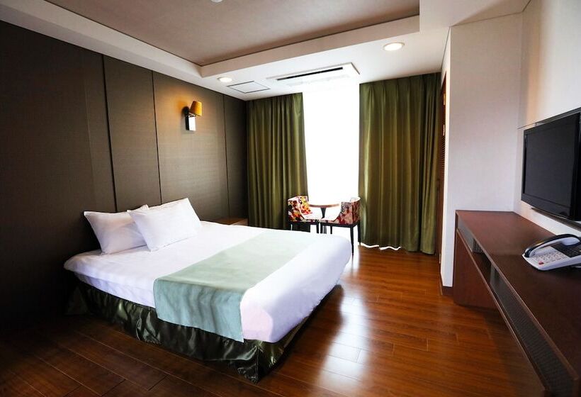 ホテル Sobaeksan Punggi Spa Resort