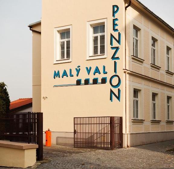 پانسیون Penzion Malý Val