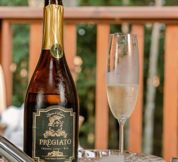 ユースホステル Solar Do Oriente   Yurt Ecovillage