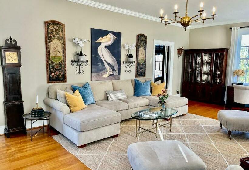 ベッドアンドブレックファースト The Holly And Ivy Inn