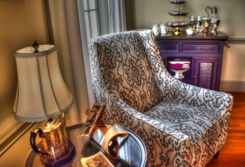 ベッドアンドブレックファースト The Holly And Ivy Inn