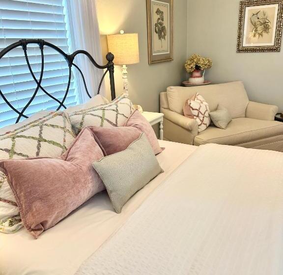 ベッドアンドブレックファースト The Holly And Ivy Inn