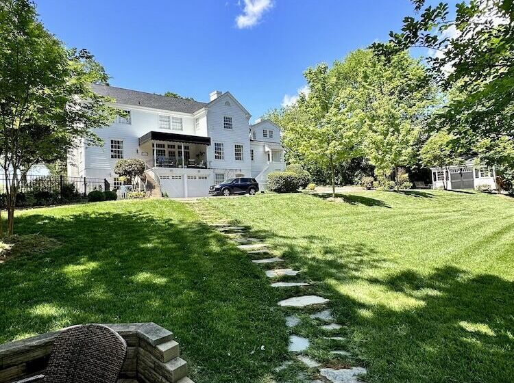 ベッドアンドブレックファースト The Holly And Ivy Inn