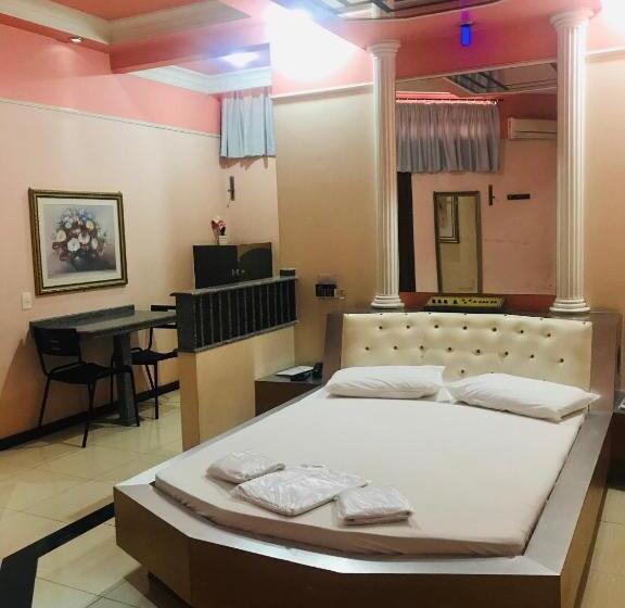 Euro Motel