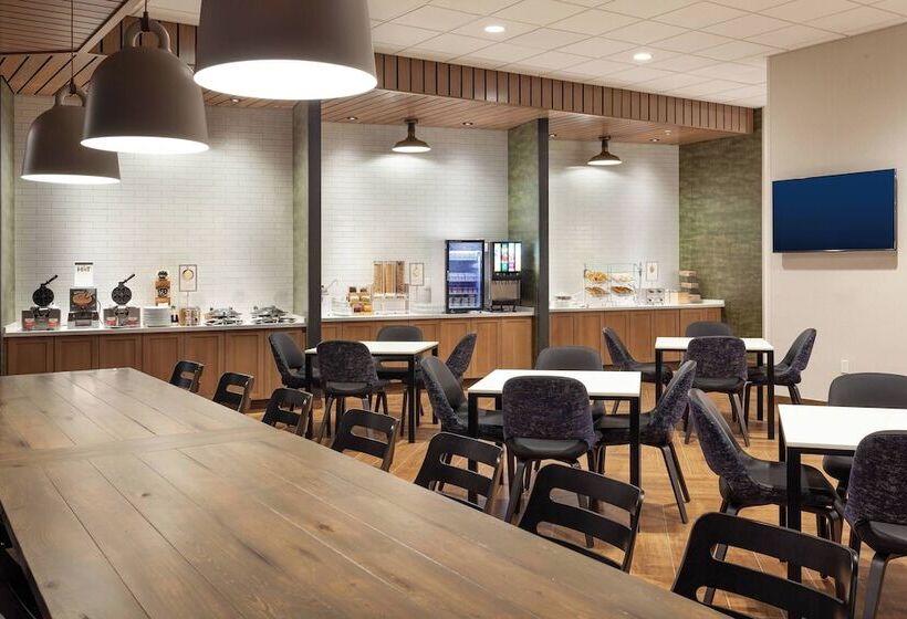 Отель Fairfield Inn & Suites By Marriott Wellington West Palm Beach