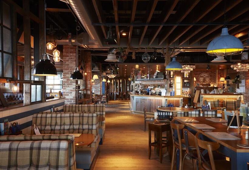 فندق The Commissioners Quay Inn   The Inn Collection Group