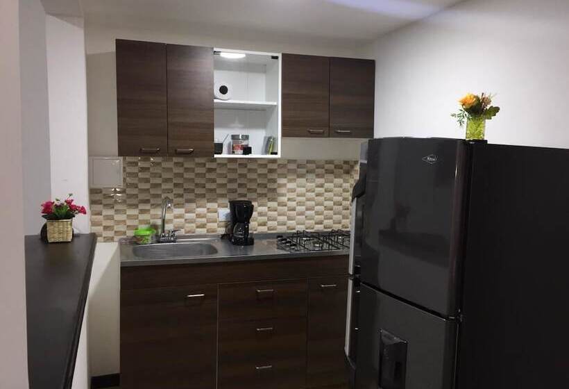 پانسیون Hostal Don Julio