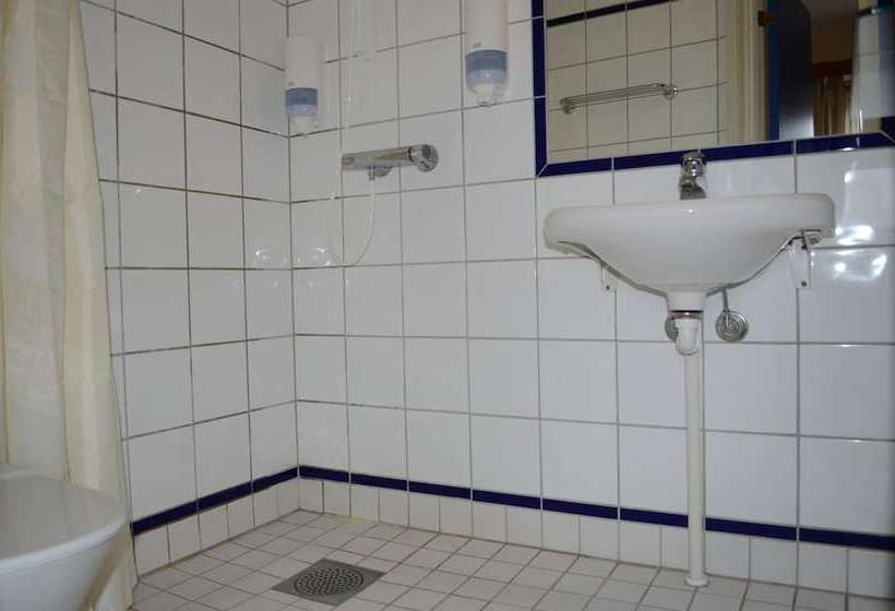 בית מלון כפרי Storstua Omsorgs  Og Konferansesenter