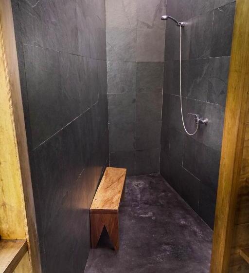 مبيت وإفطار El Coo Lodge