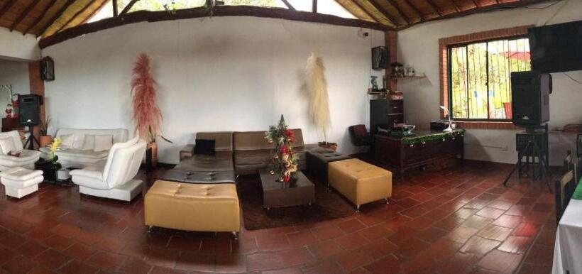 هتل Campestre La Loma Curiti