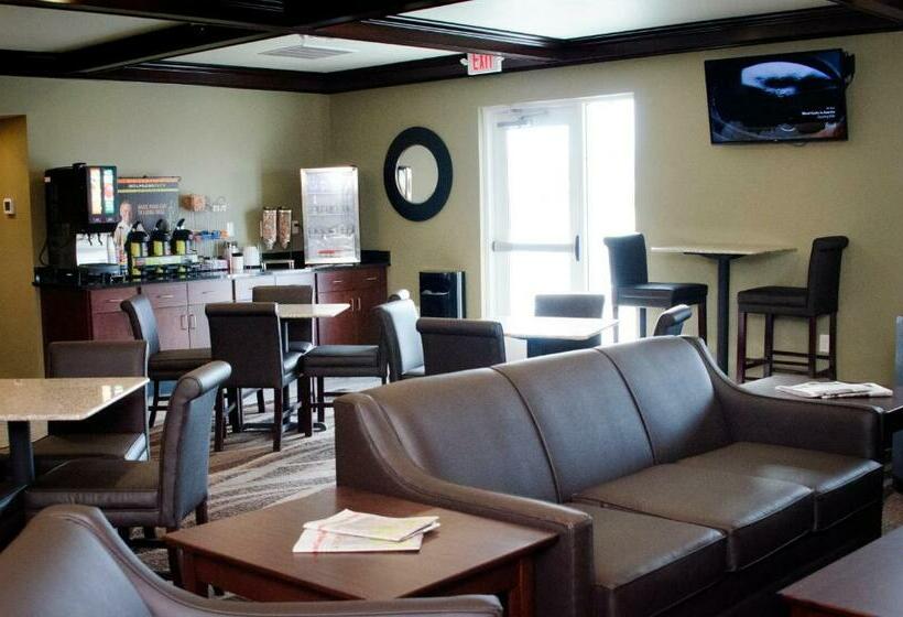 Отель Cobblestone Inn & Suites   Soda Springs