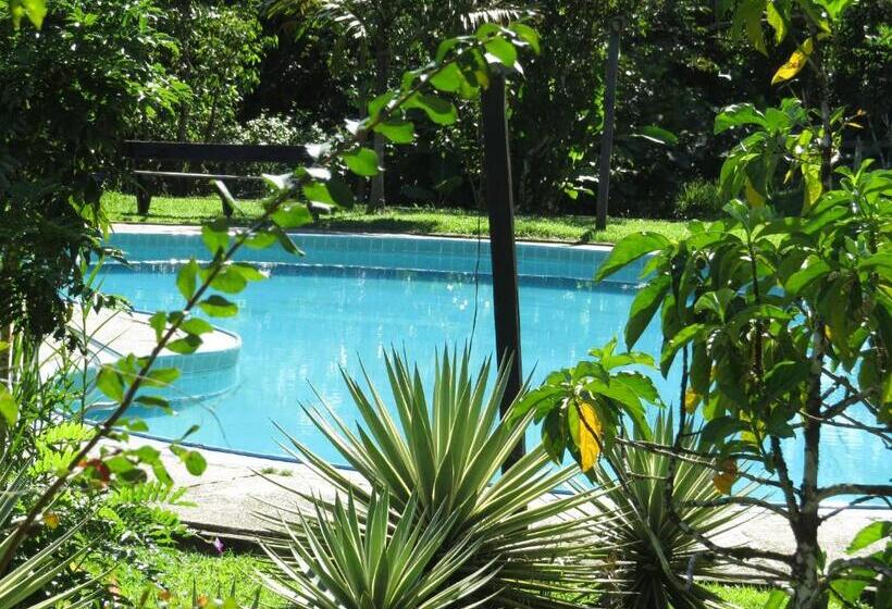 هتل Eware Refugio Amazonico