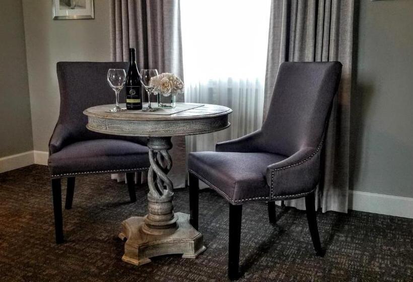 فندق Resort At Eagle Point Golf Club Lodging