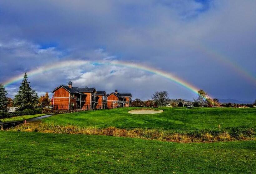 فندق Resort At Eagle Point Golf Club Lodging