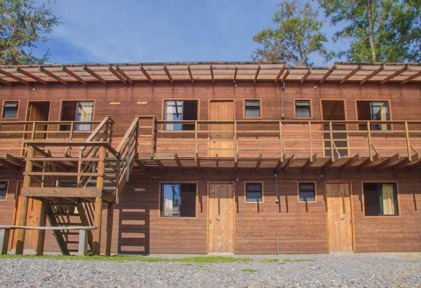 פנסיון Hostal Eluney