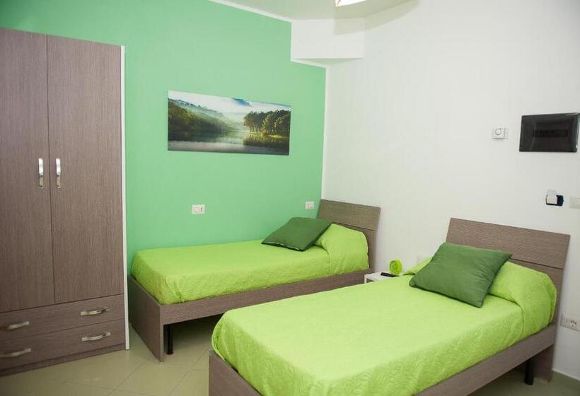 住宿加早餐  Be And Be