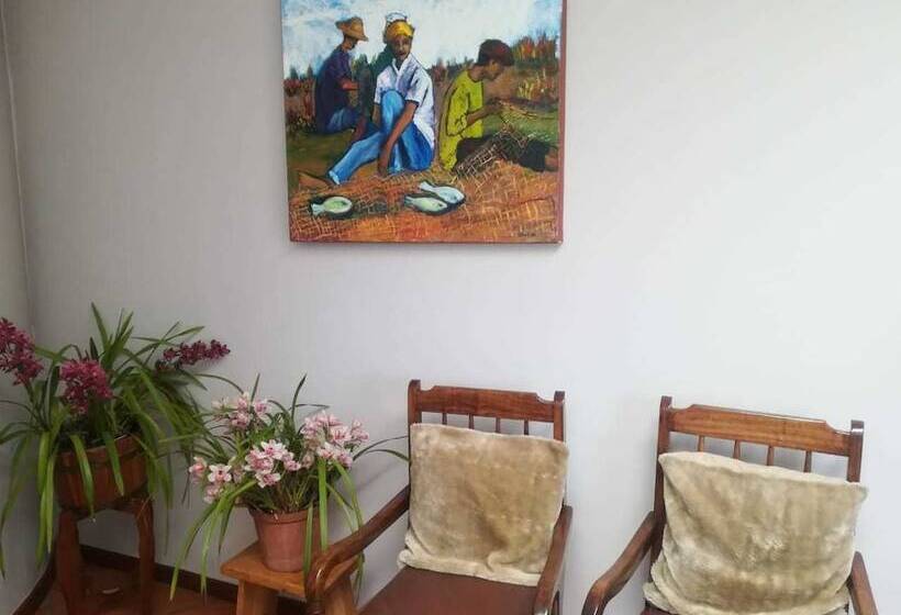 민박 Chez Esme Guest House