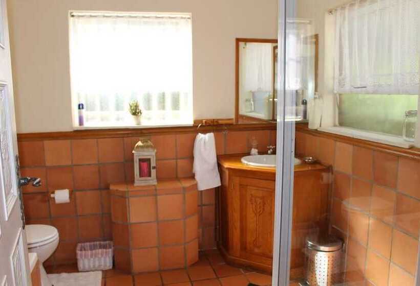 민박 Chez Esme Guest House