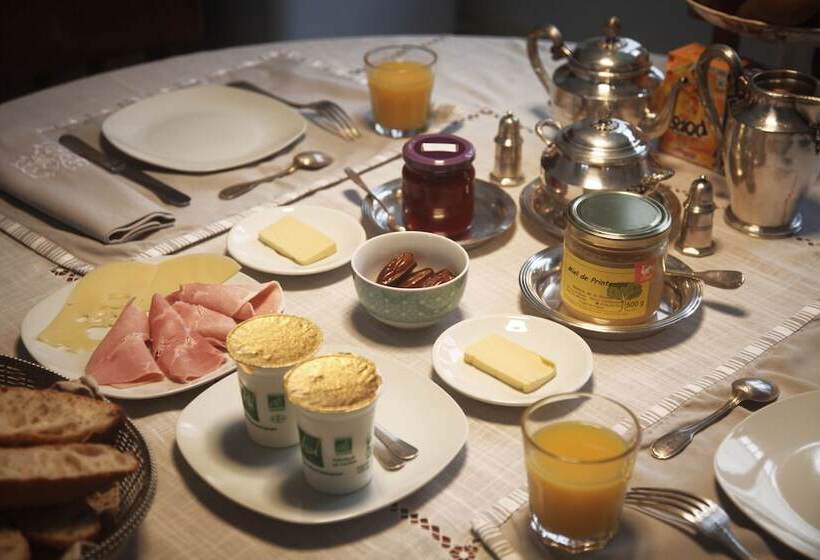 مبيت وإفطار Chez Ric Et Fer