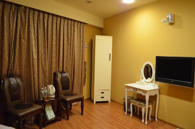 تختخواب و صبحانه Lk Breakfast And Beds