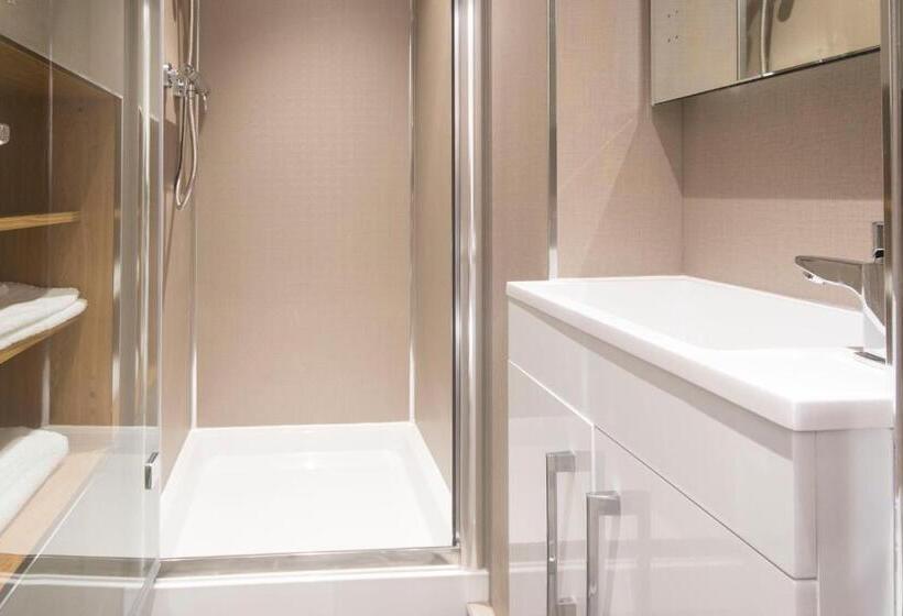 צימר Stanley Lodge Farmhouse