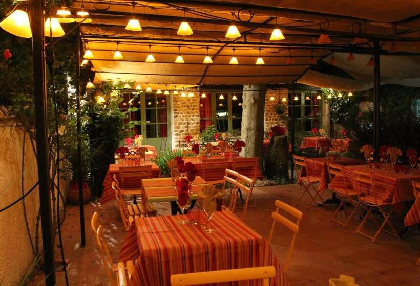 Отель L'auberge Des Collines